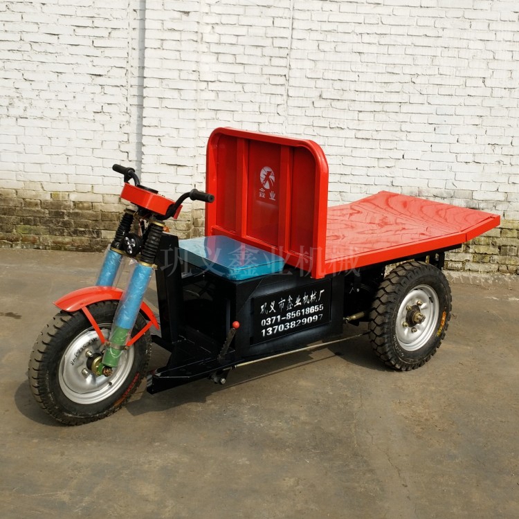 磚廠電動(dòng)平板車深受國(guó)際友人喜歡