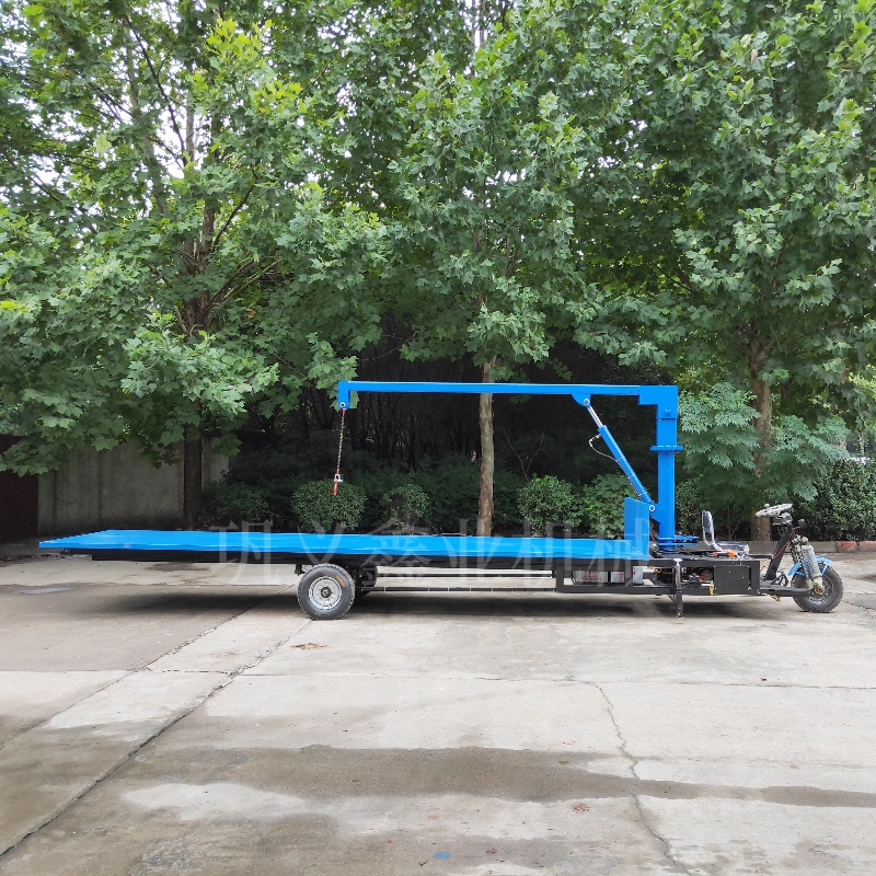 三輪電動(dòng)平板車隨車吊的特點(diǎn)和優(yōu)勢(shì)