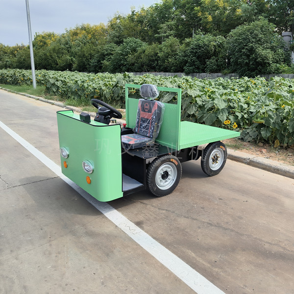 廠區(qū)搬運電動四輪平板車新品發(fā)布
