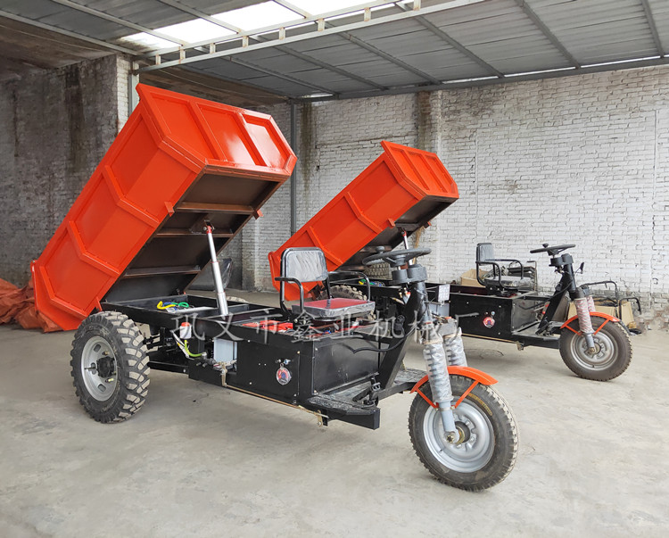 礦用電動(dòng)翻斗車(chē)出口持續(xù)進(jìn)行中 礦用電動(dòng)翻斗車(chē)出口持續(xù)進(jìn)行中