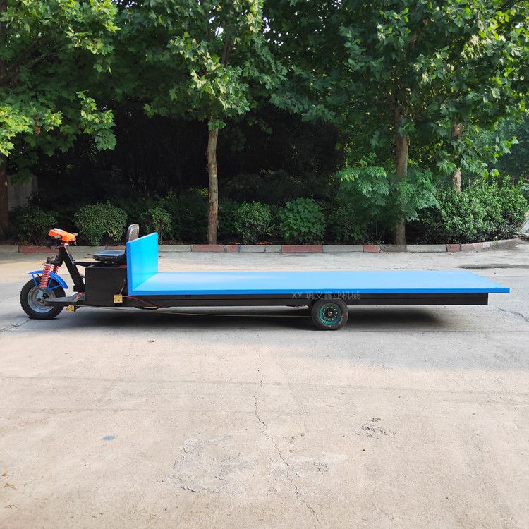 鑫業(yè)可定制低工作面電動(dòng)平板車(chē)深受用戶(hù)歡迎 鑫業(yè)可定制低工作面電動(dòng)平板車(chē)深受用戶(hù)歡迎